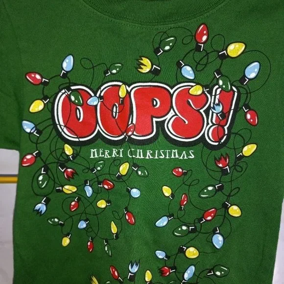 🐮 🐄 Children's Place Christmas T-Shirt - Picture 2 of 4